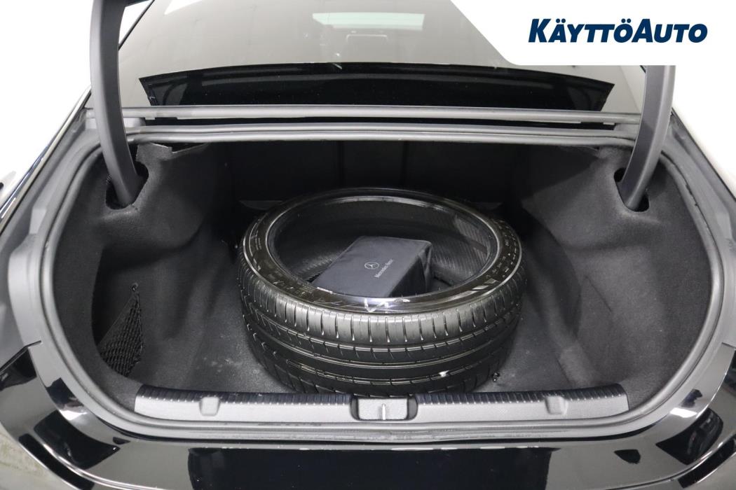 MERCEDES-BENZ EQE 2022