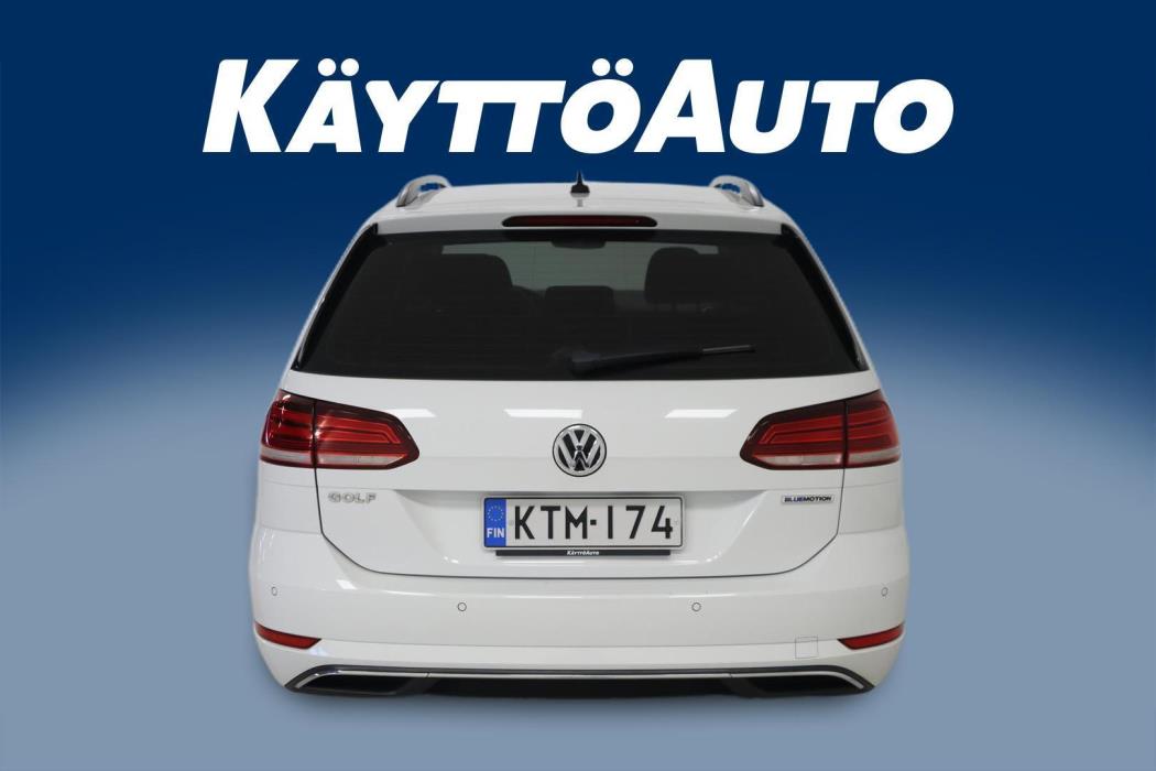 VOLKSWAGEN Golf 2018