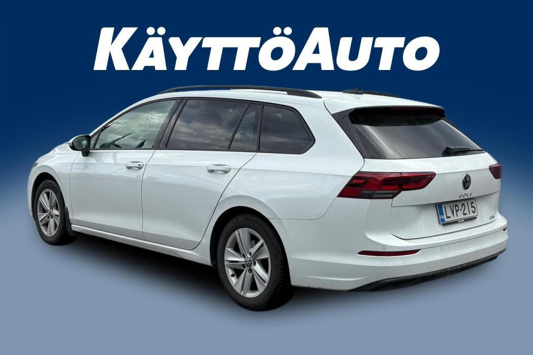 VOLKSWAGEN Golf 2024