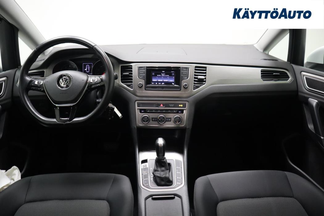 VOLKSWAGEN Golf Sportsvan 2017