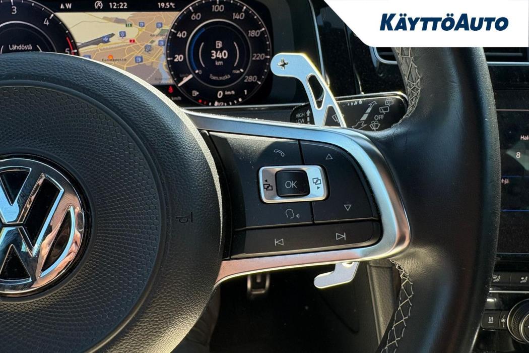 VOLKSWAGEN Golf 2018