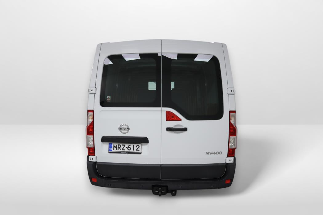 NISSAN NV400 2016