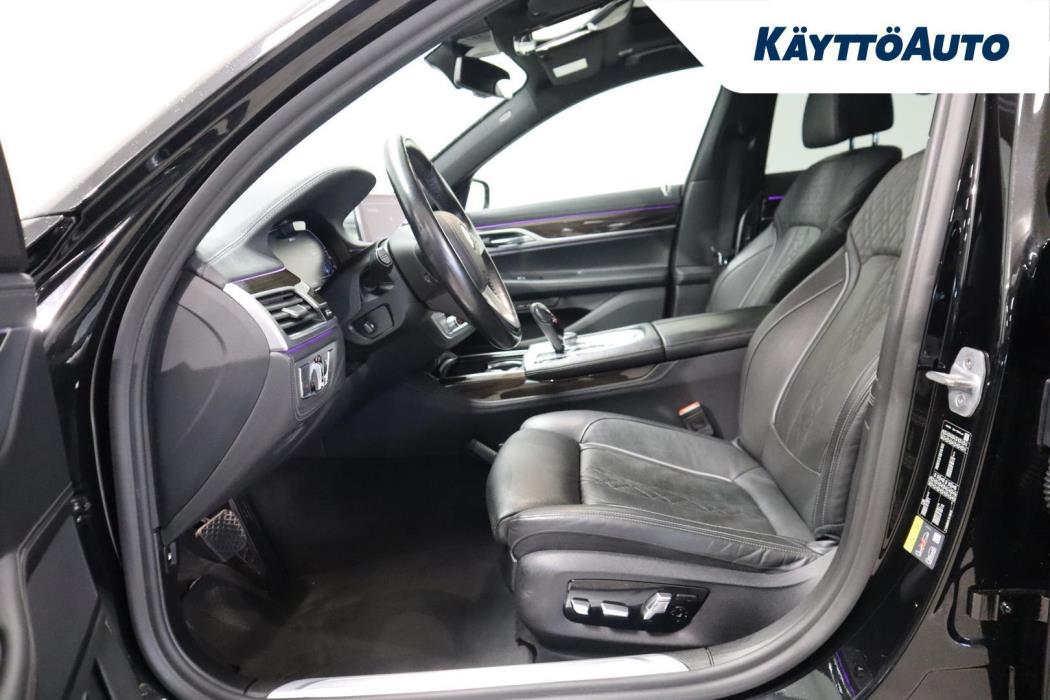 BMW 745 2019