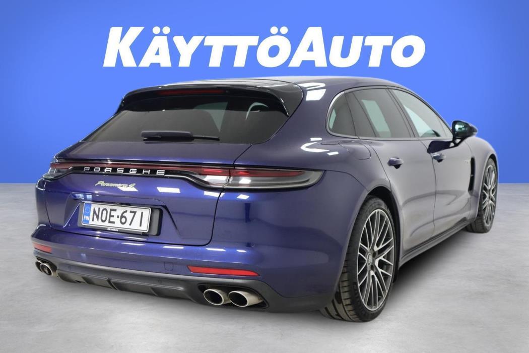 PORSCHE Panamera 2022