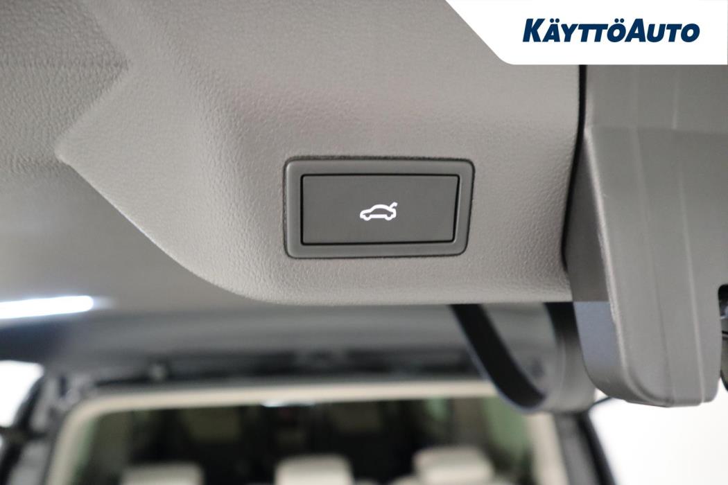 VOLKSWAGEN Multivan 2026