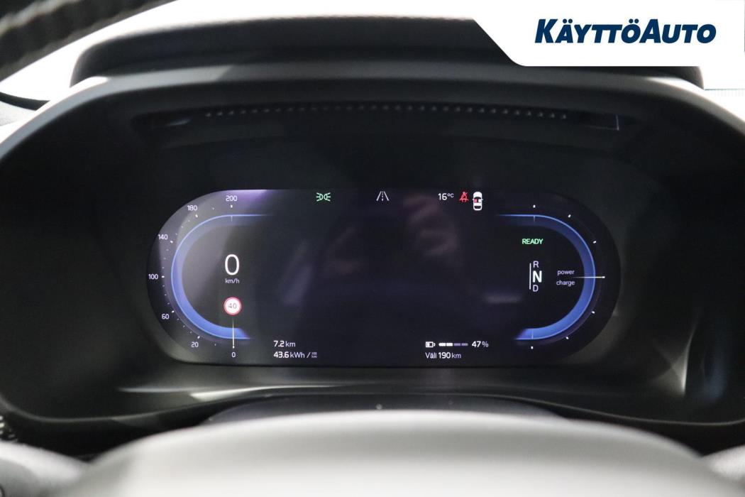 VOLVO XC40 2021