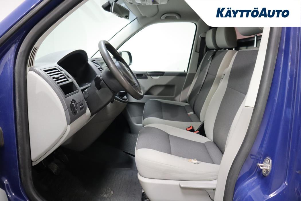 VOLKSWAGEN Transporter 2015