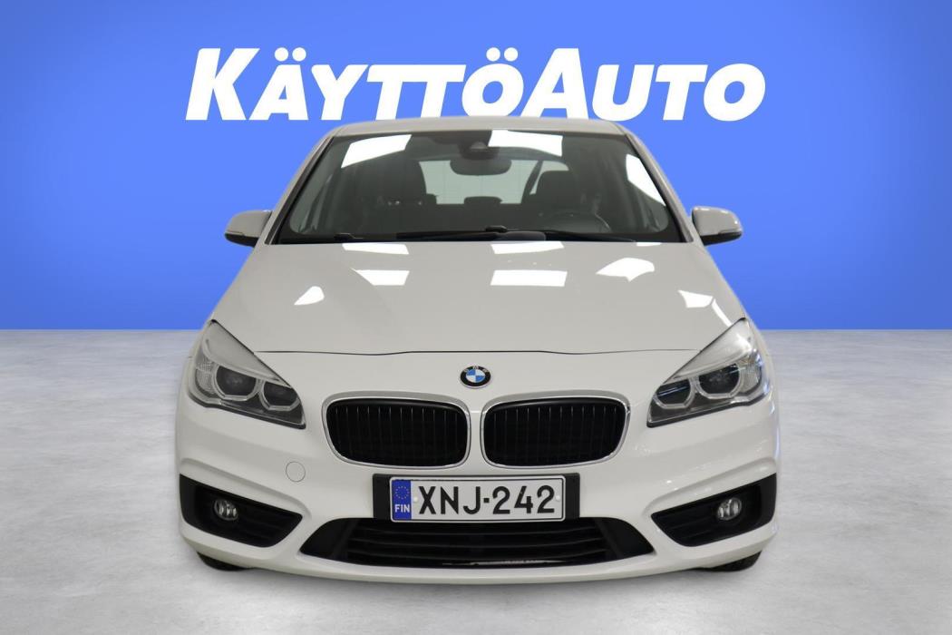 BMW 218 2015