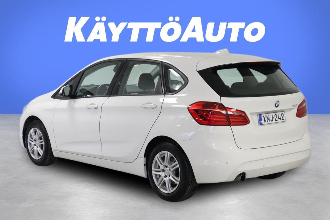BMW 218 2015