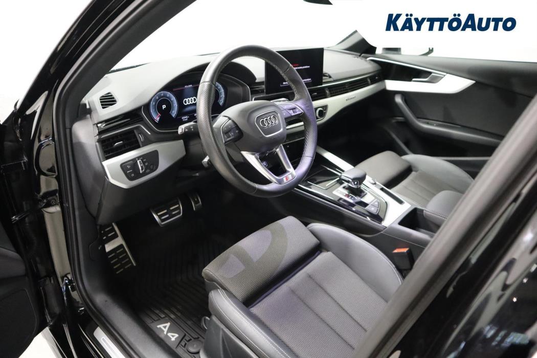 AUDI A4 2024
