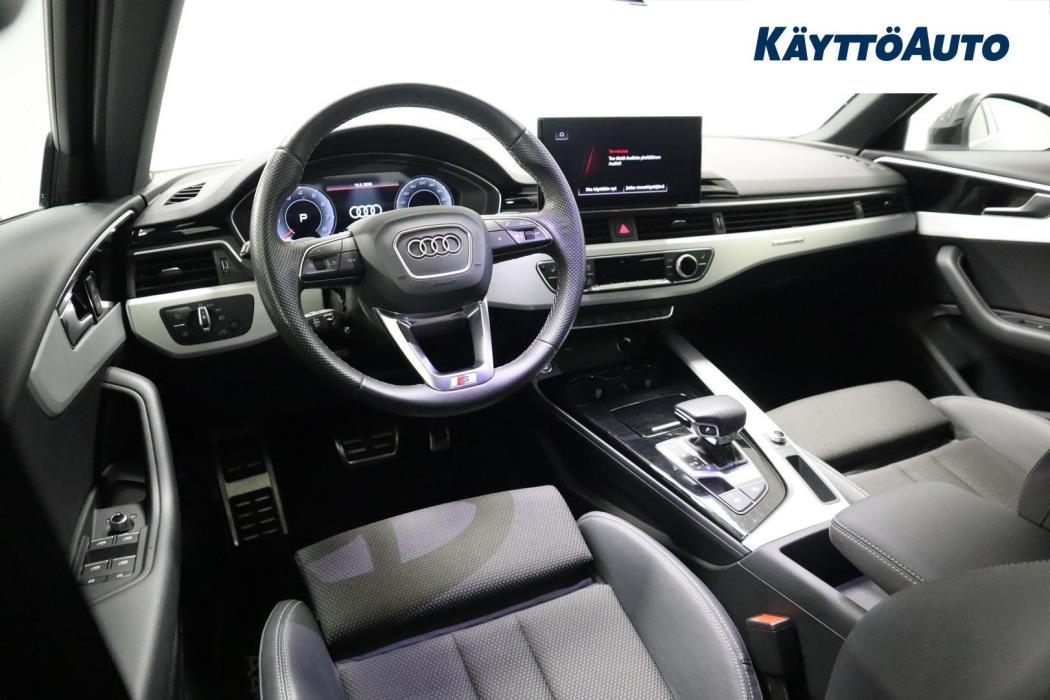 AUDI A4 2024