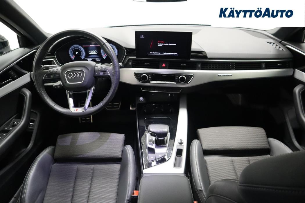AUDI A4 2024