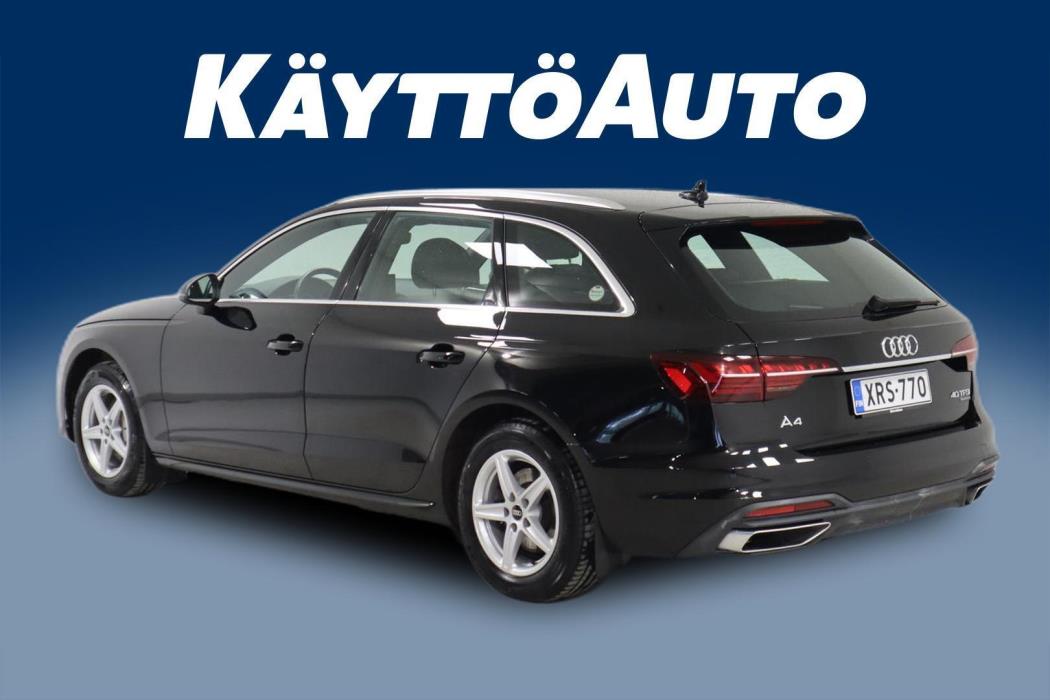 AUDI A4 2024