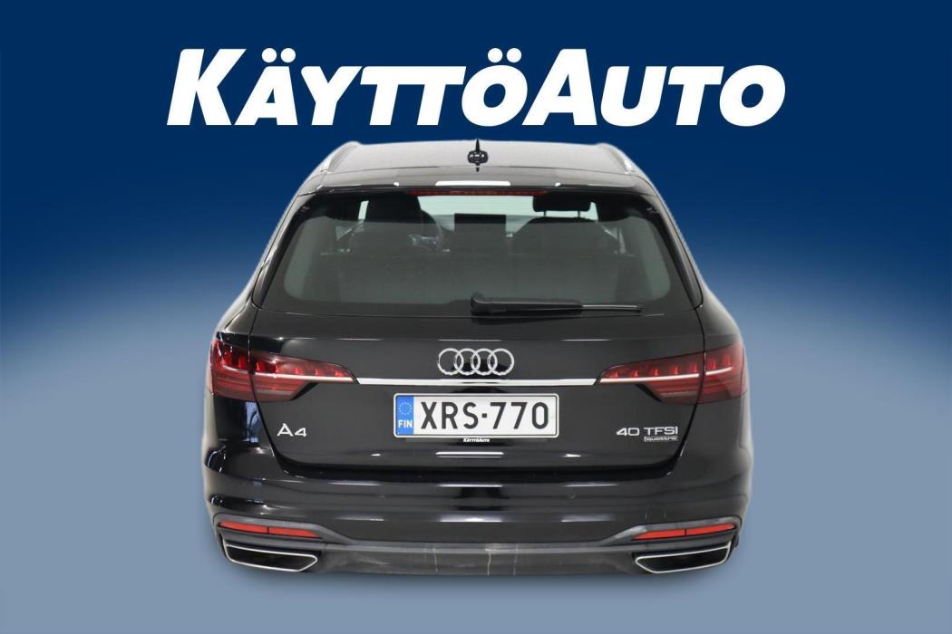 AUDI A4 2024