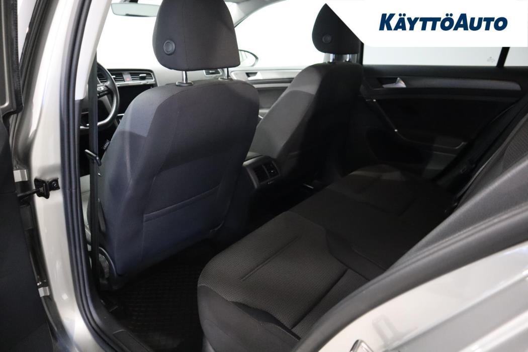 VOLKSWAGEN Golf 2019