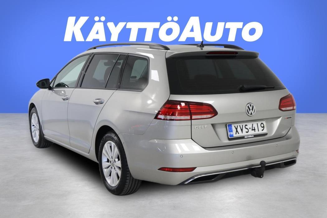 VOLKSWAGEN Golf 2019