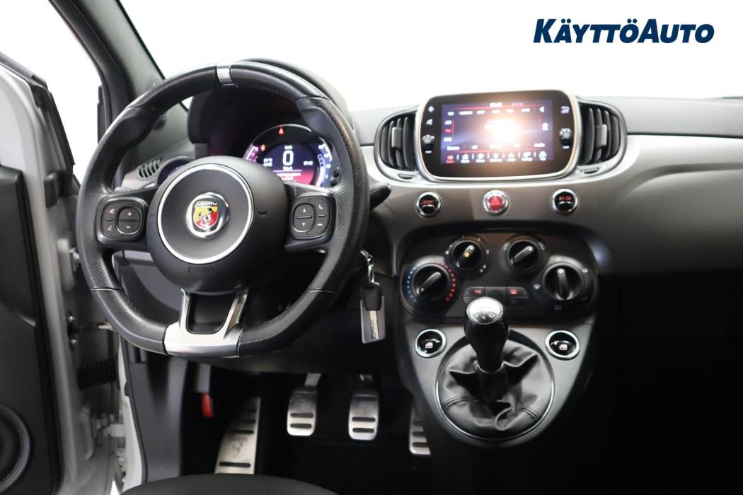 Fiat Abarth 500 2021