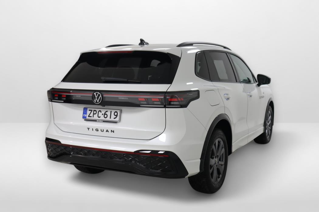 VOLKSWAGEN Tiguan 2025