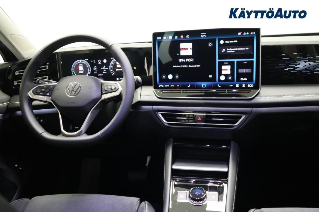 VOLKSWAGEN Tiguan 2026