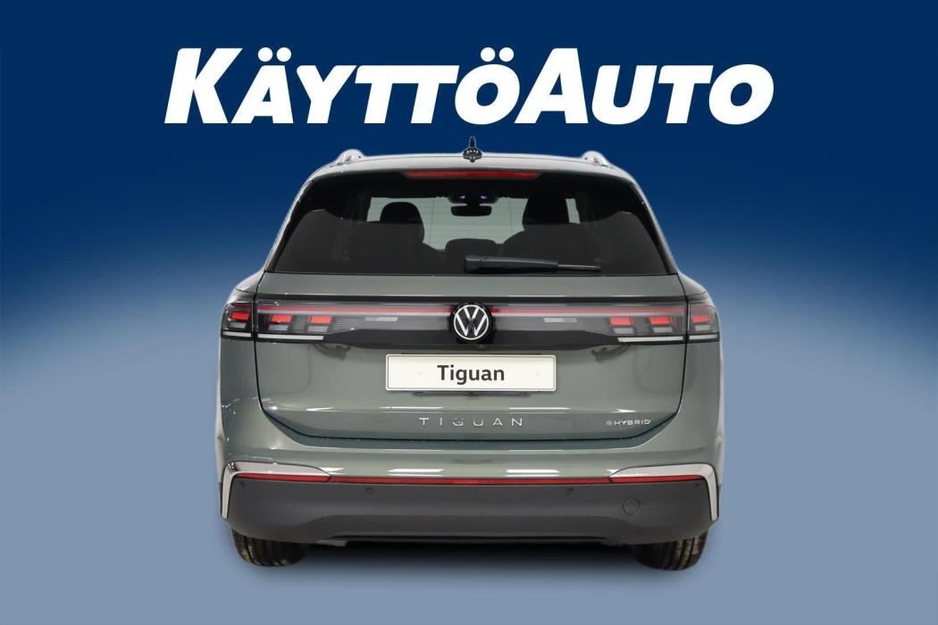 VOLKSWAGEN Tiguan 2026