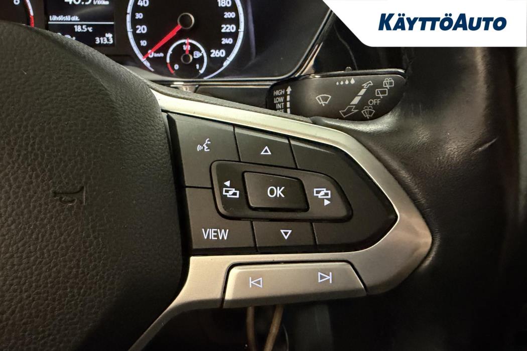 VOLKSWAGEN T-Cross 2019