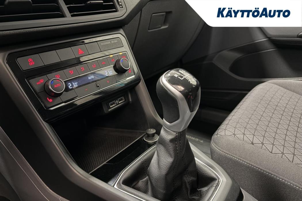 VOLKSWAGEN T-Cross 2019