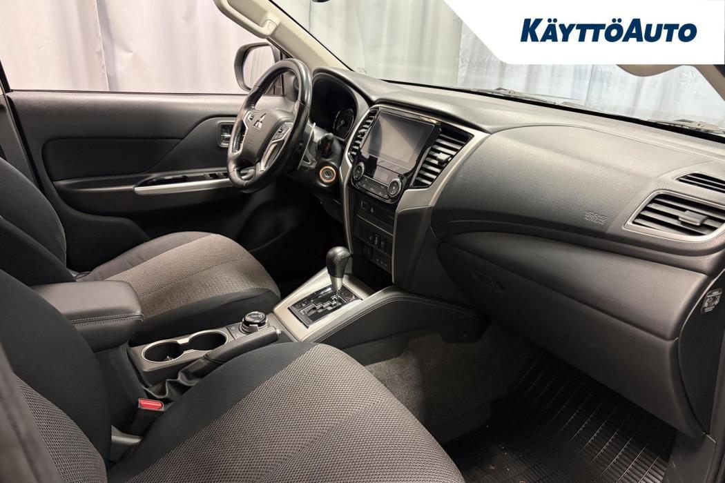 MITSUBISHI L200 2019