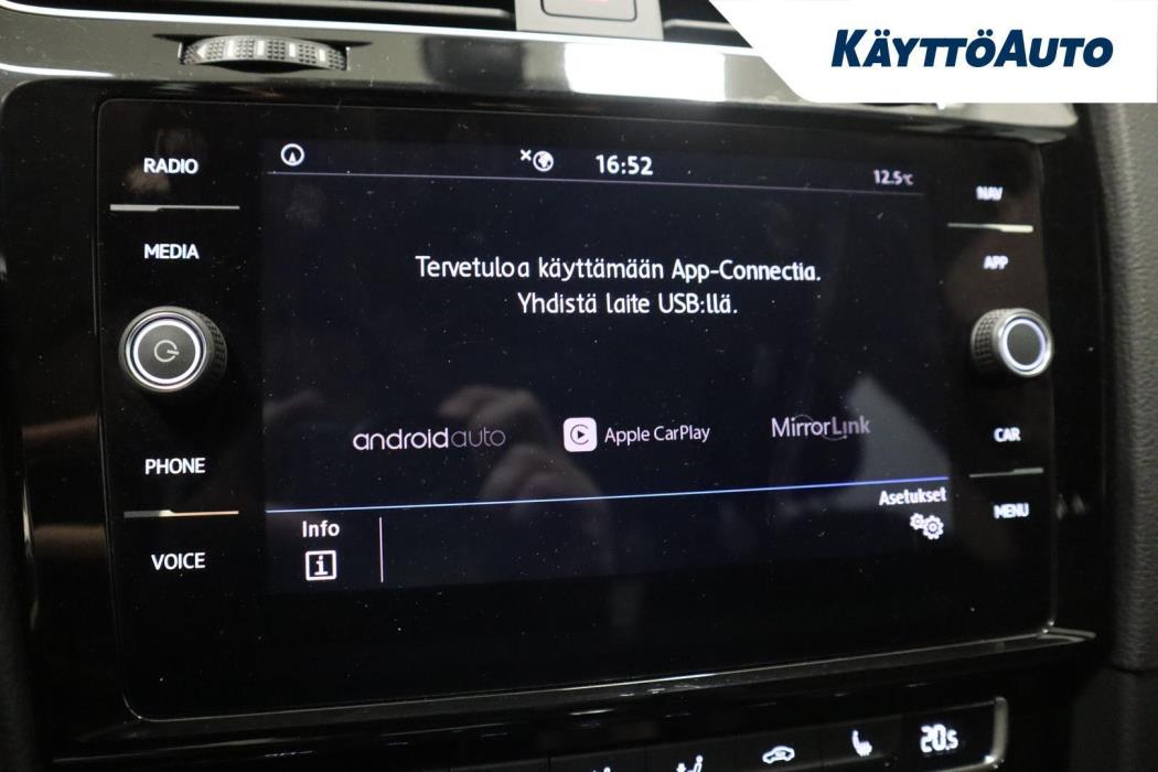VOLKSWAGEN Golf 2019