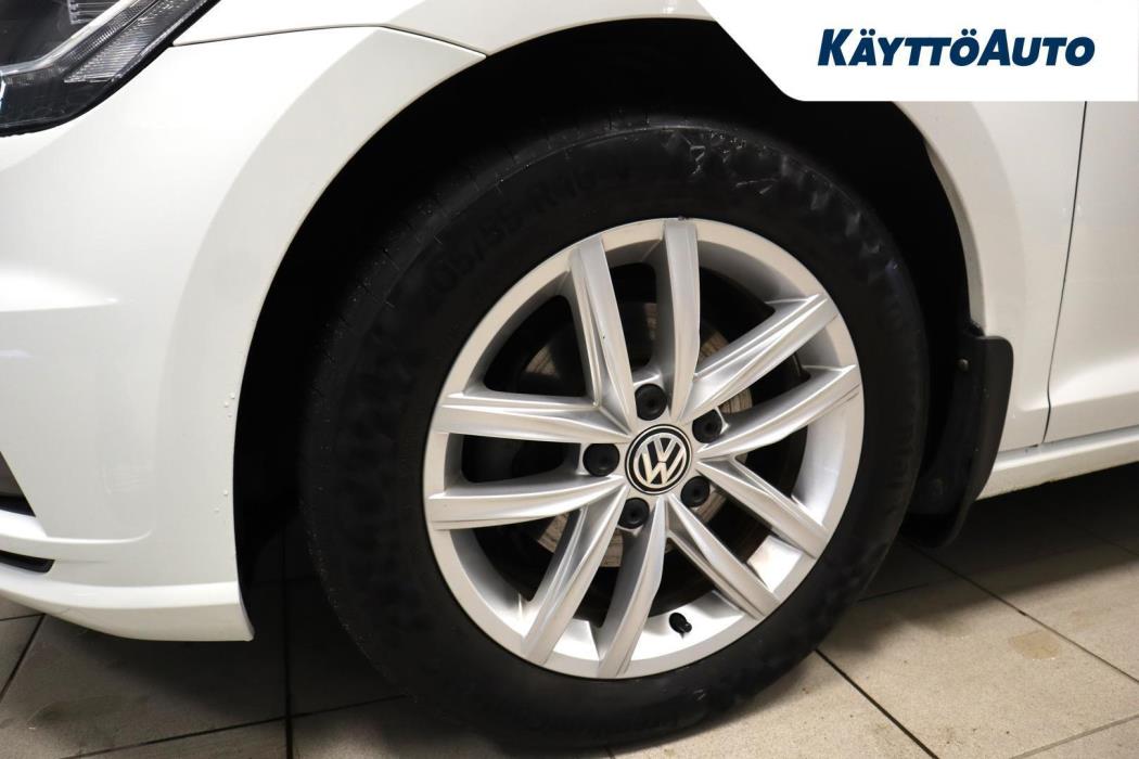 VOLKSWAGEN Golf 2019