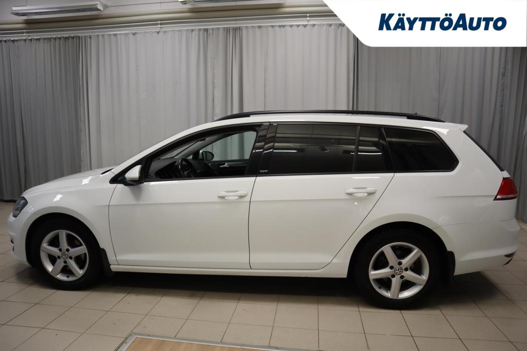 VOLKSWAGEN Golf 2016