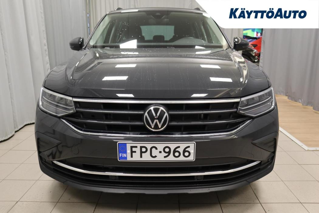 VOLKSWAGEN Tiguan 2022