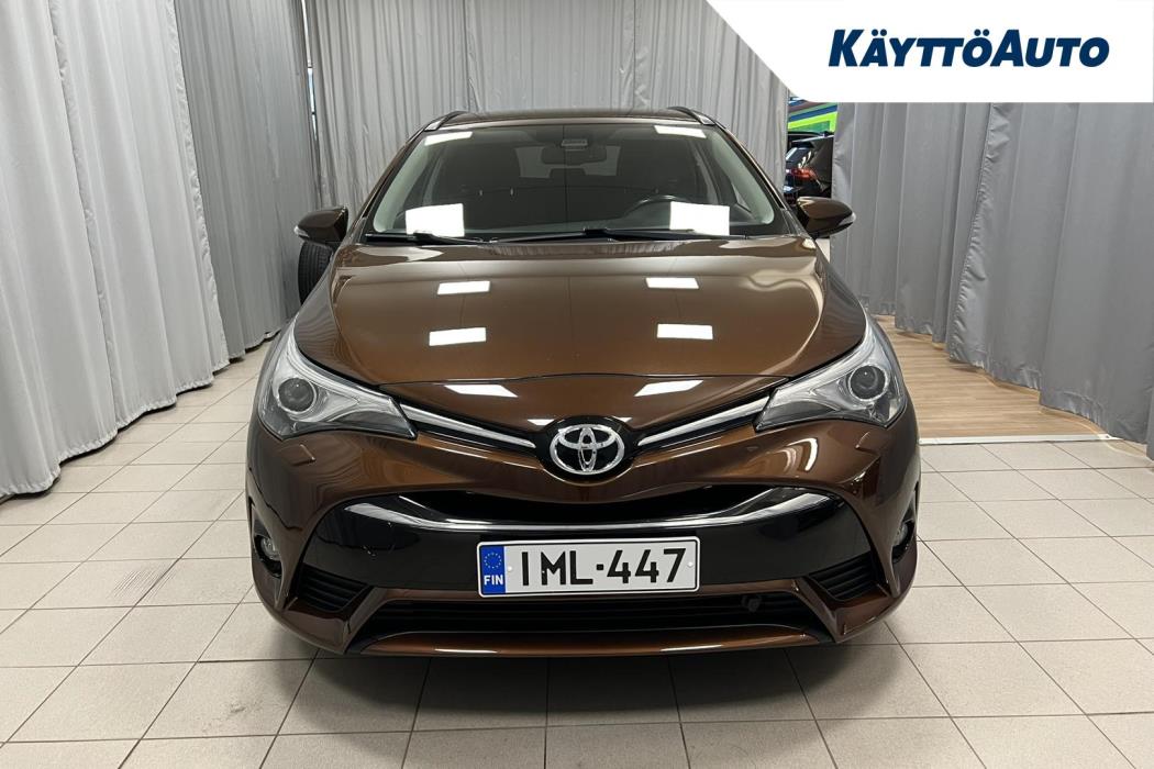 TOYOTA Avensis 2016