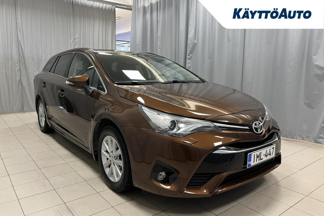 TOYOTA Avensis 2016