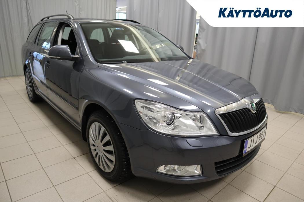 SKODA Octavia 2012