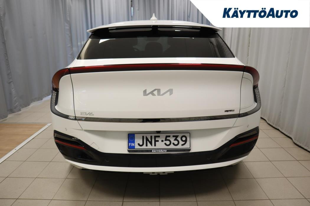 KIA EV6 2024