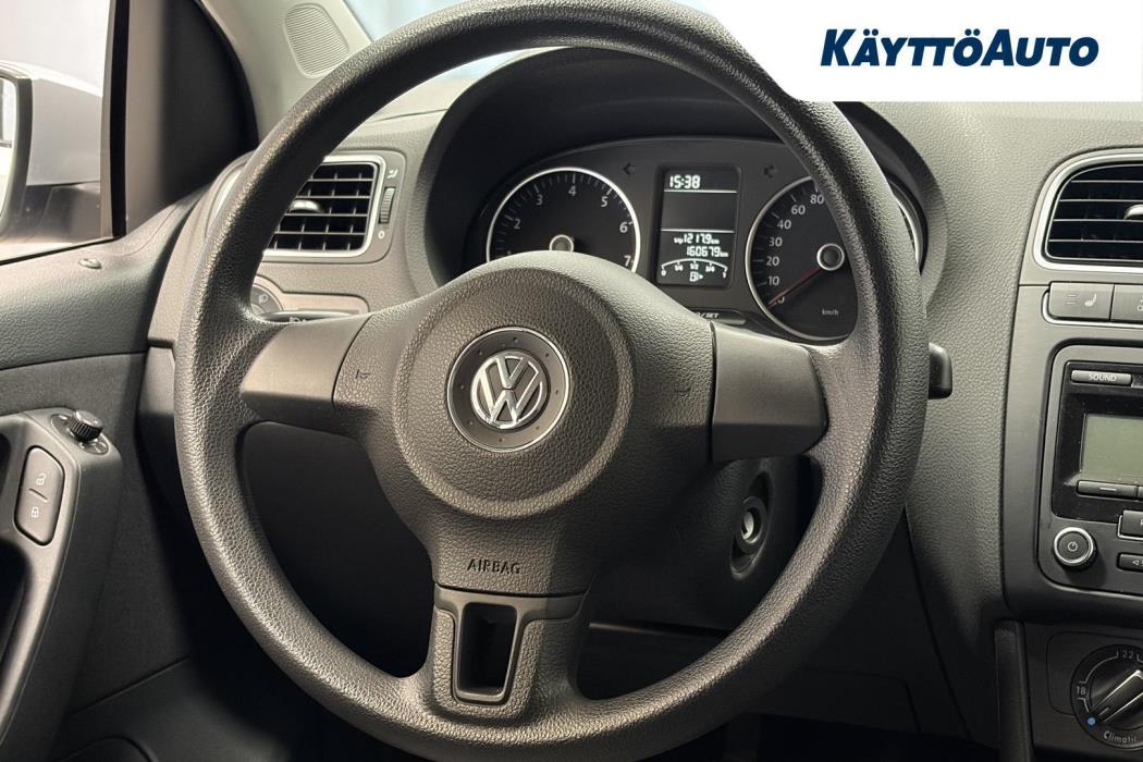 VOLKSWAGEN Polo 2010