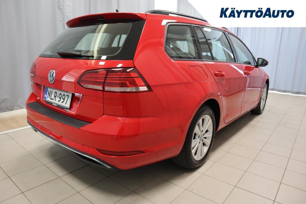 VOLKSWAGEN Golf 2020