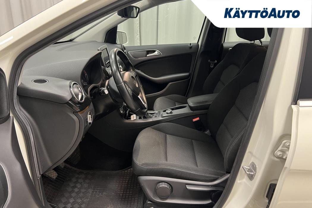 MERCEDES-BENZ B 2014