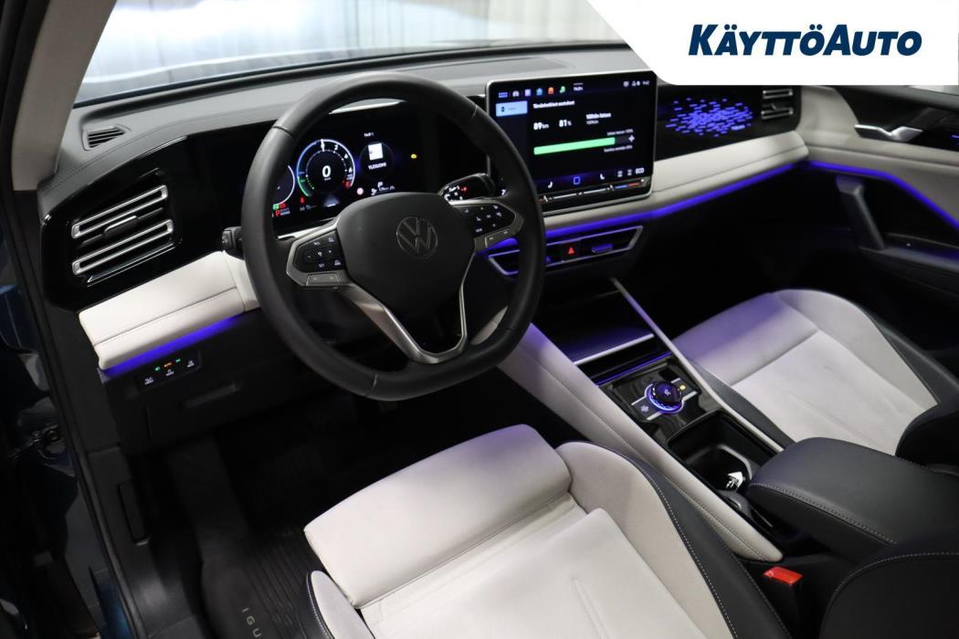 VOLKSWAGEN Tiguan 2024