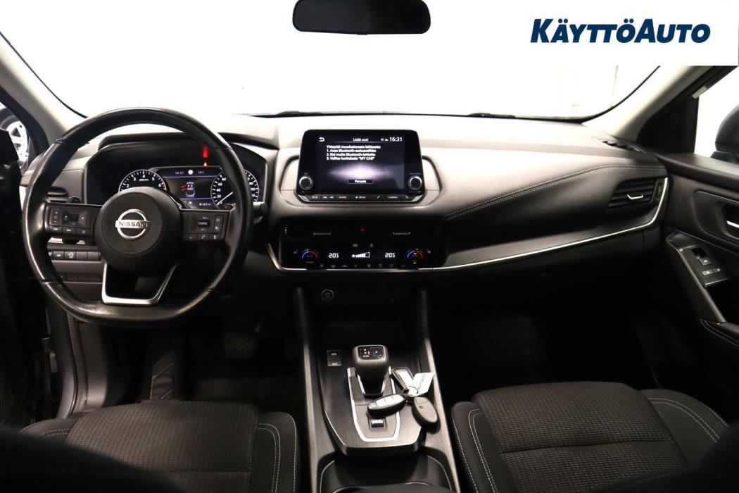 NISSAN Qashqai 2022