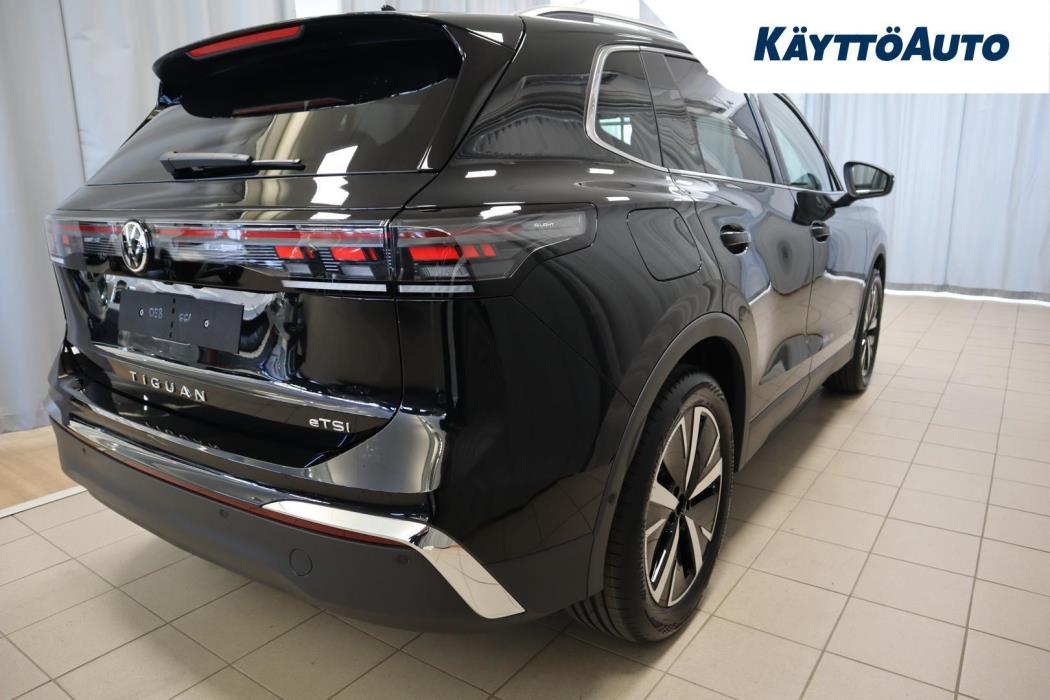 VOLKSWAGEN Tiguan 2026