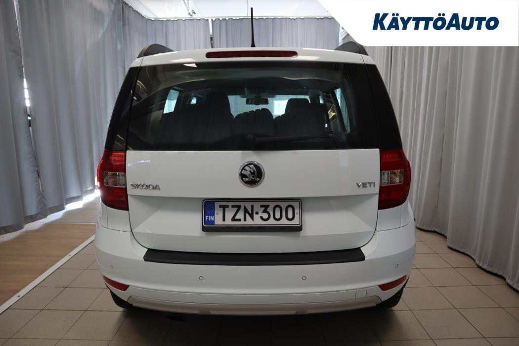 SKODA Yeti 2015