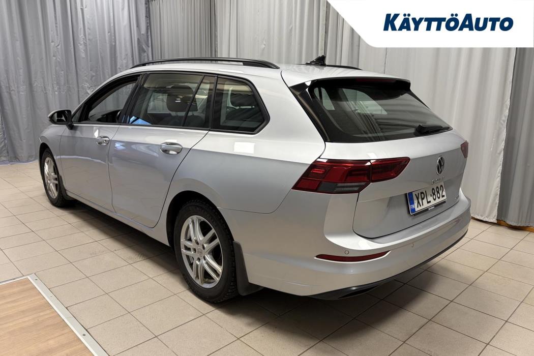 VOLKSWAGEN Golf 2021