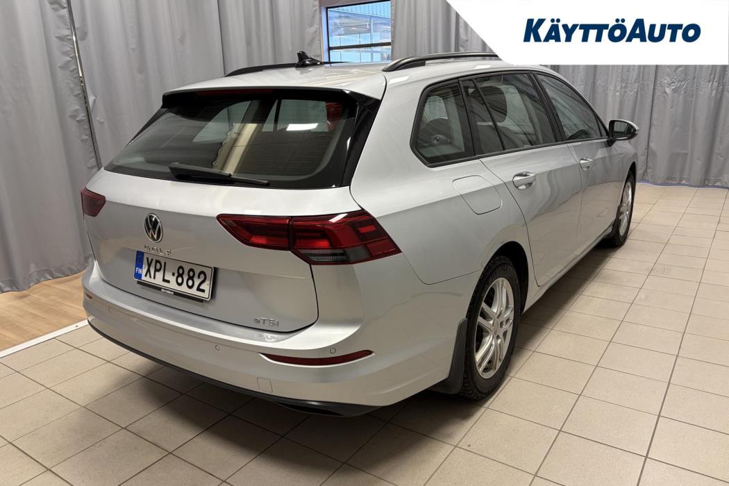 VOLKSWAGEN Golf 2021