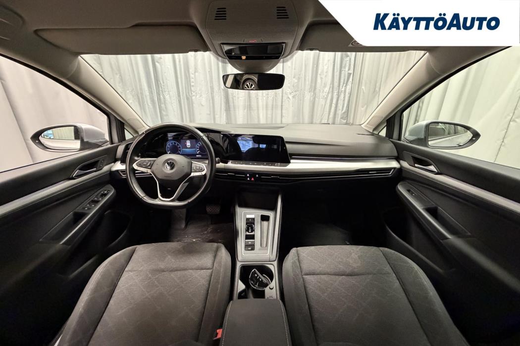 VOLKSWAGEN Golf 2021