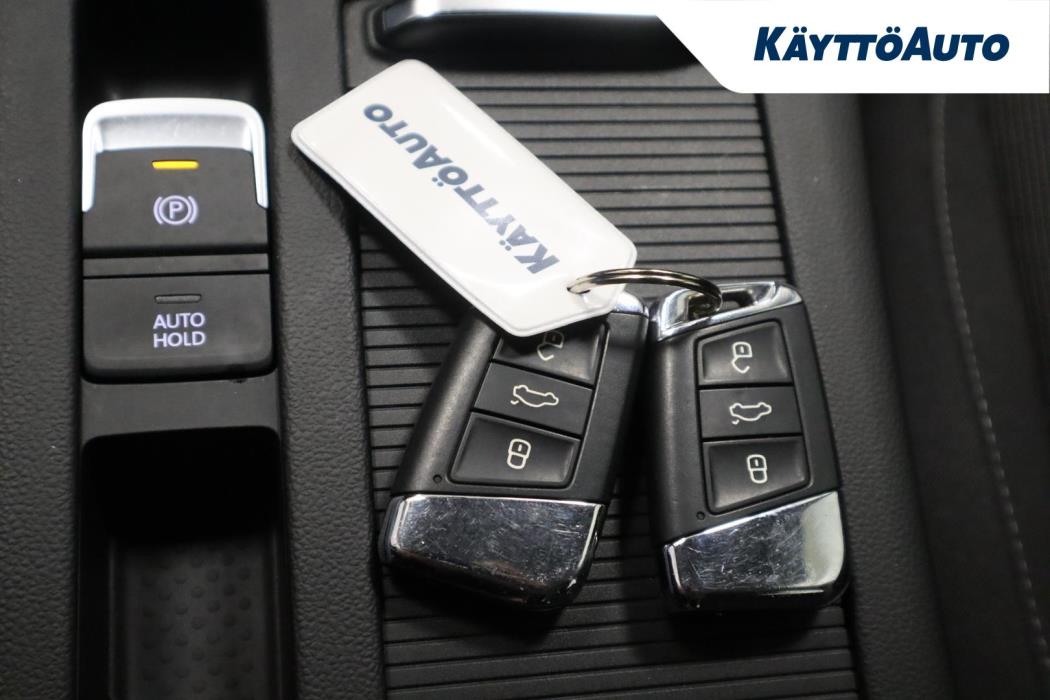 VOLKSWAGEN Passat 2019