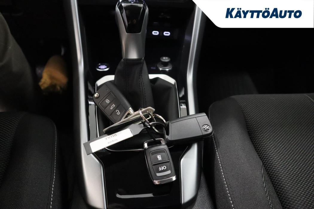 VOLKSWAGEN T-Roc 2024