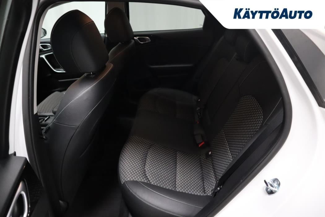 KIA XCeed 2025