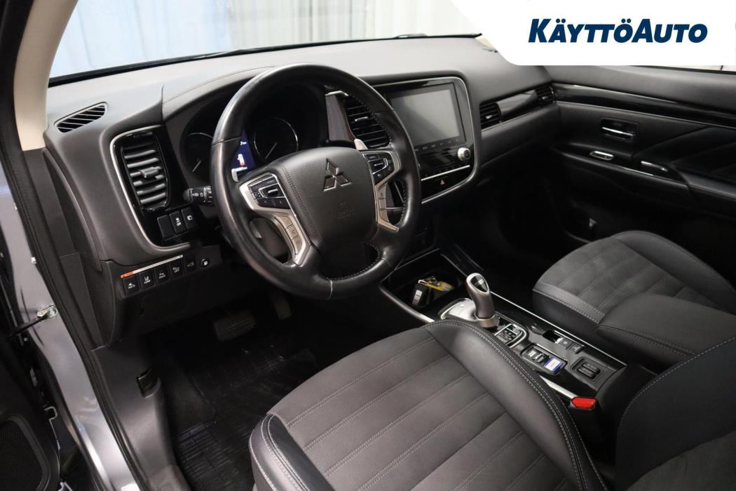 MITSUBISHI Outlander PHEV 2021
