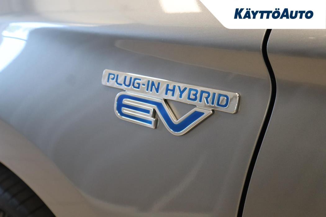 MITSUBISHI Outlander PHEV 2021
